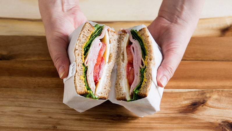 The Best Way To Wrap A Sandwich For On The Go Eating Lifehacker Australia