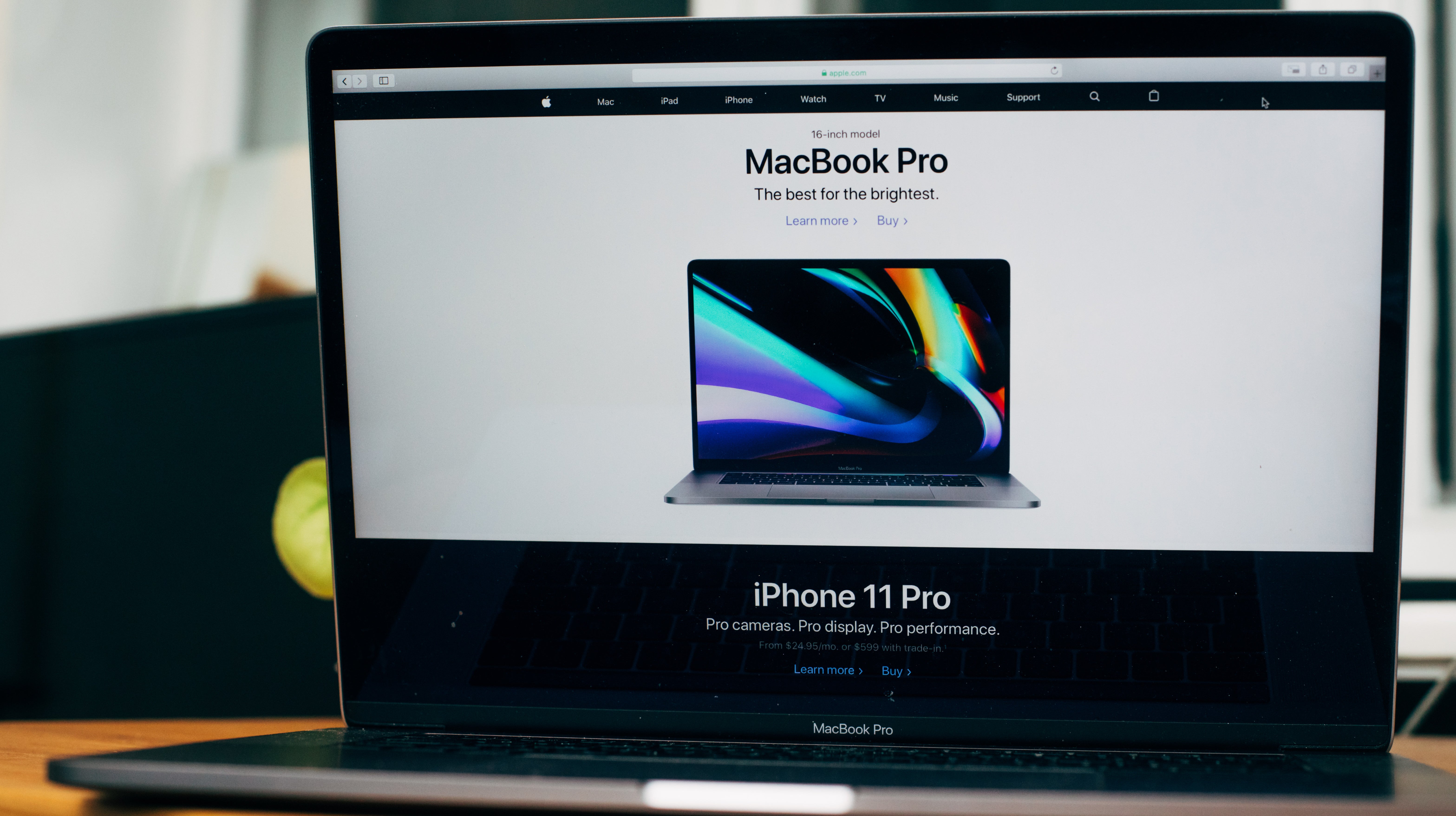 You Can Now Install Windows 10 On Your 16-Inch MacBook Pro