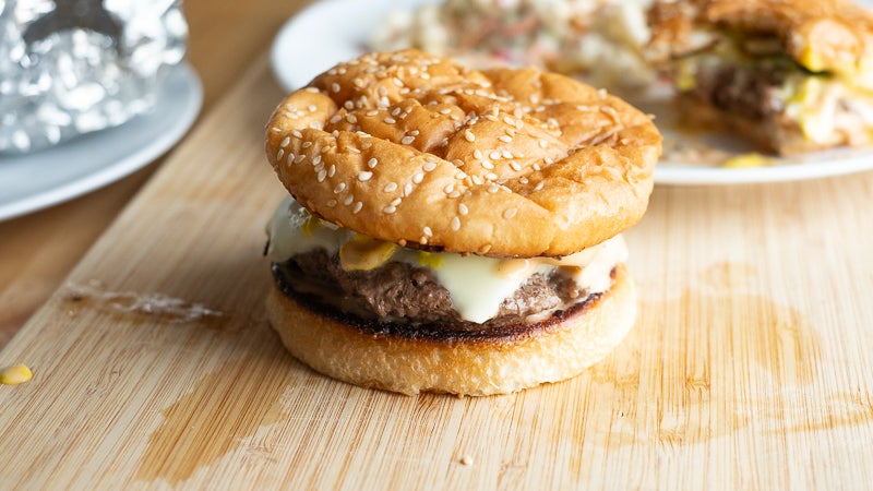 How To Steam A Good Cheeseburger In Your Pressure Cooker