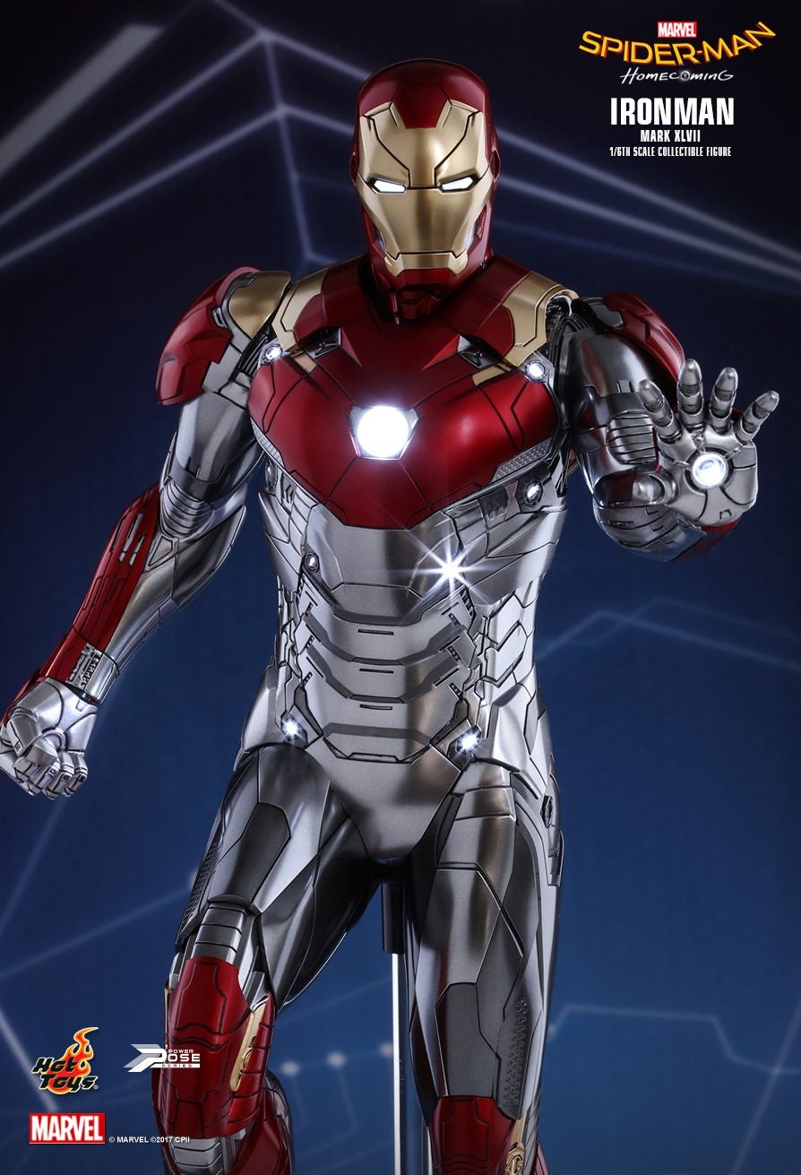 our-best-look-yet-at-iron-man-s-new-suit-from-spider-man-homecoming