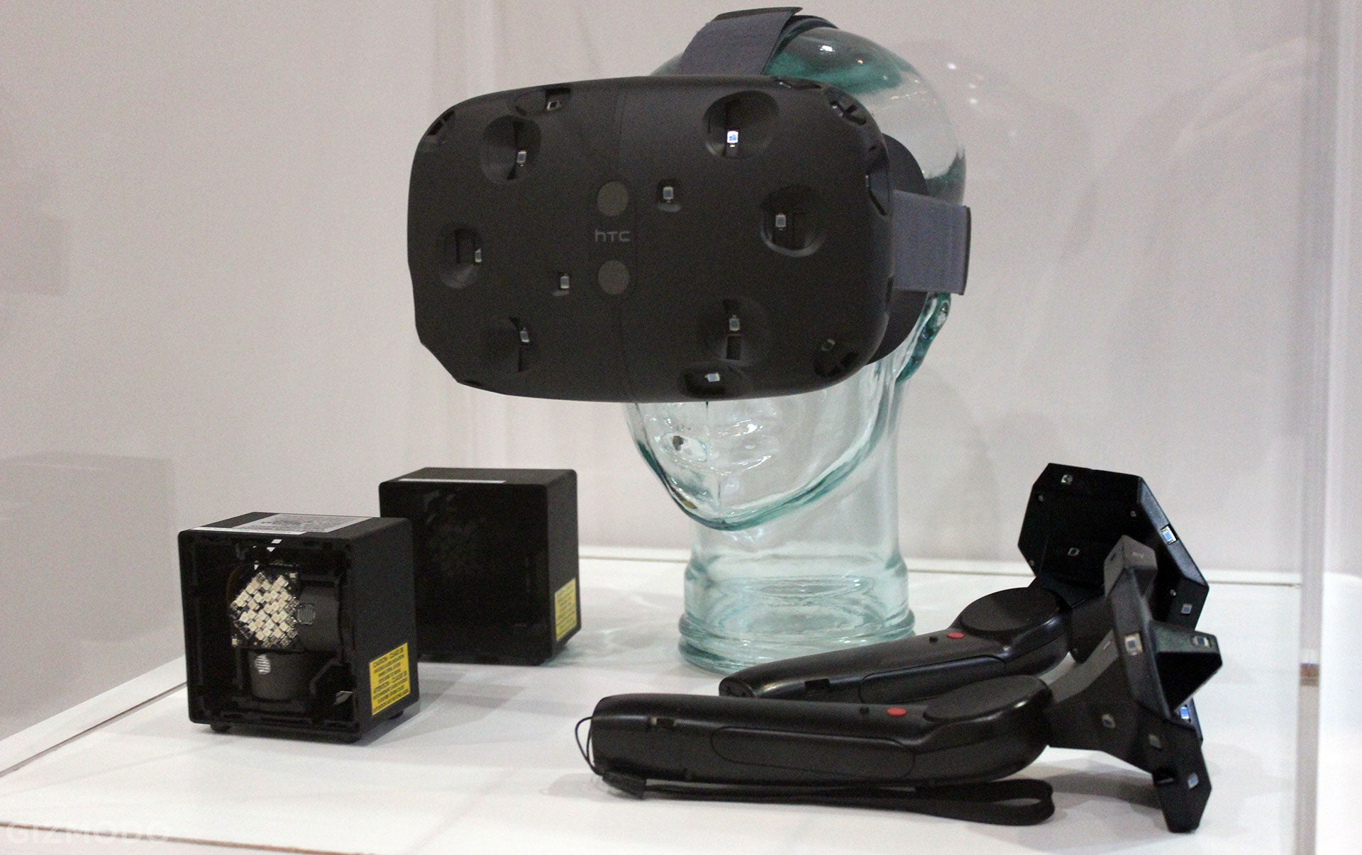 Valve Vs Sony: Who Has The Better VR Experience? | Kotaku Australia