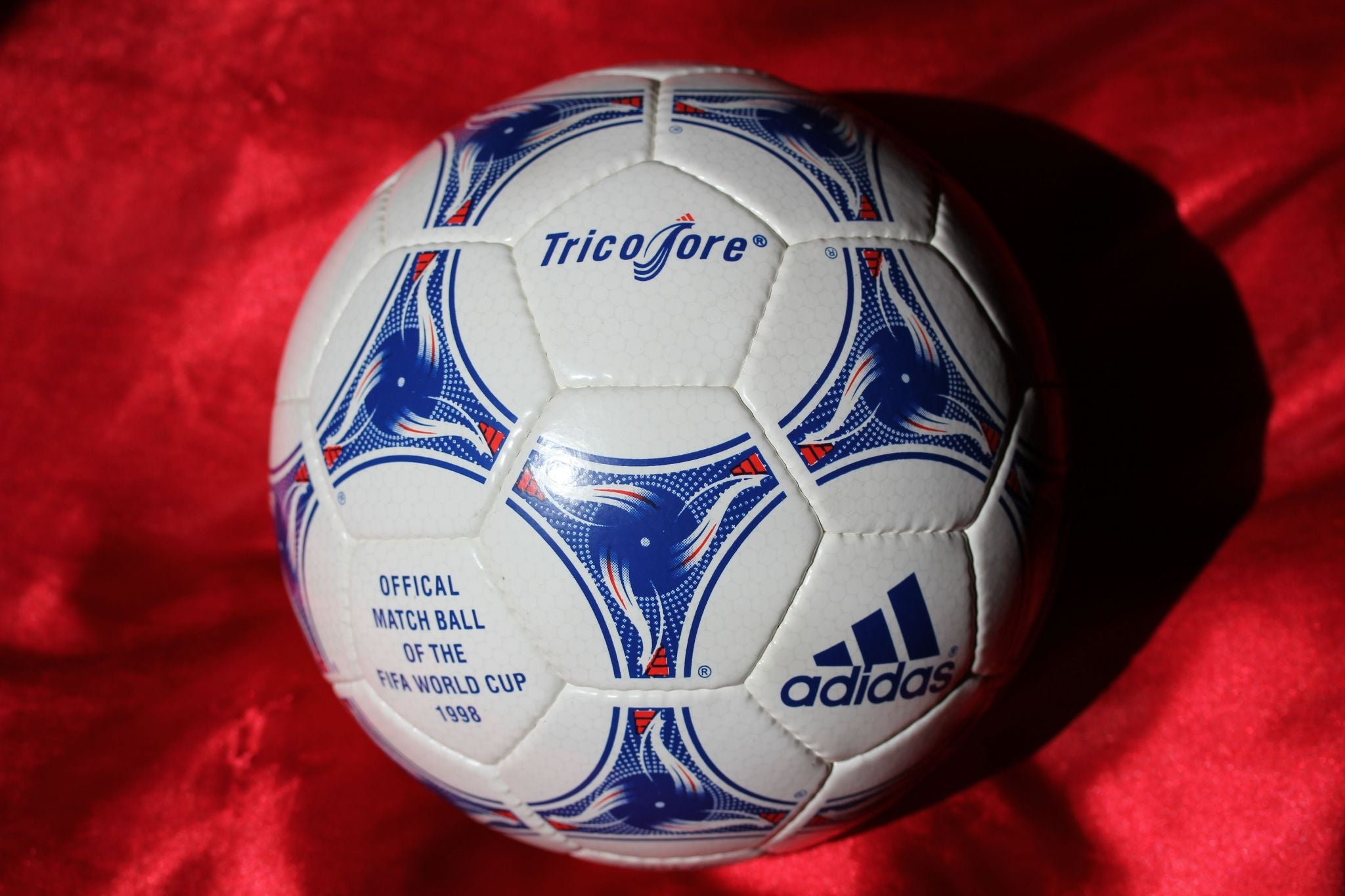 A Brief History of Every Official World Cup Ball Since 1930 | Gizmodo ...