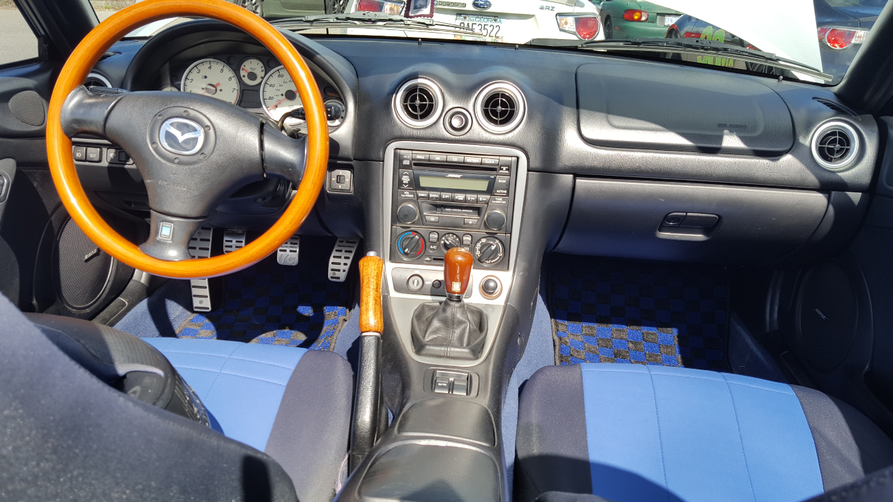 na miata checkered floor mats