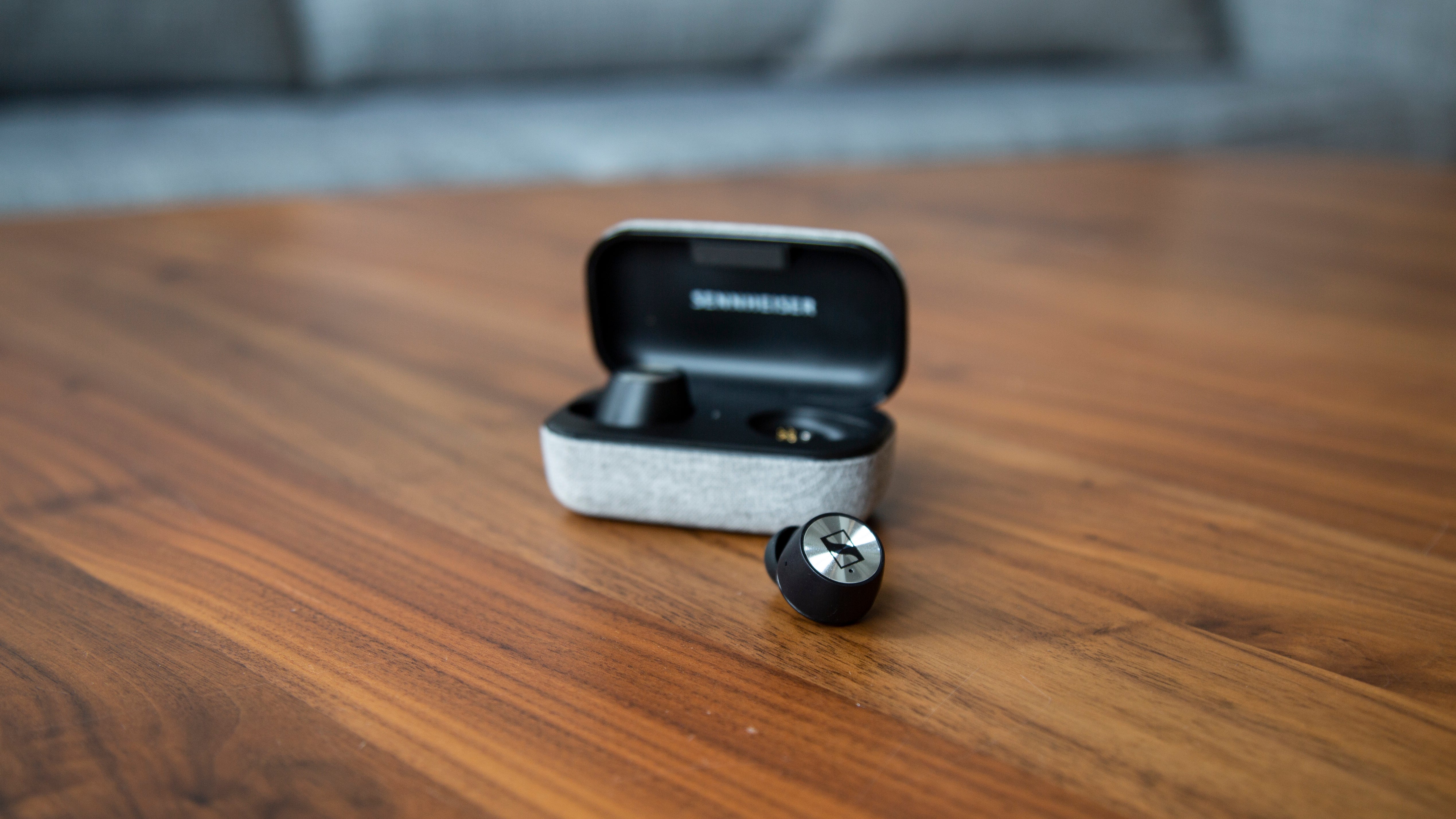 Sennheiser's Truly Wireless Earbuds Sound Impossibly Good Gizmodo UK