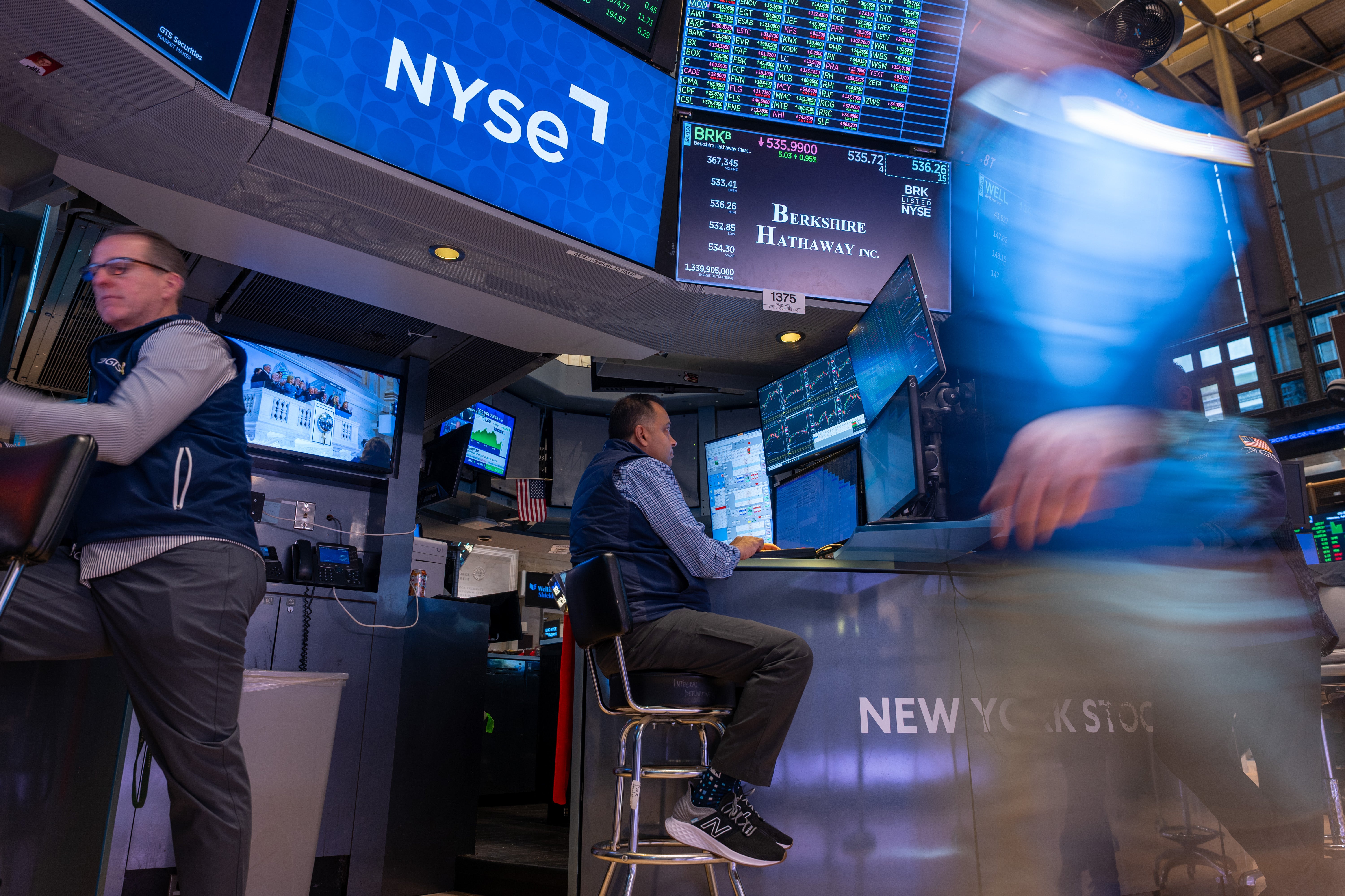 Image for The Nasdaq soars as Big Tech earnings have stocks shrugging off recession alarms