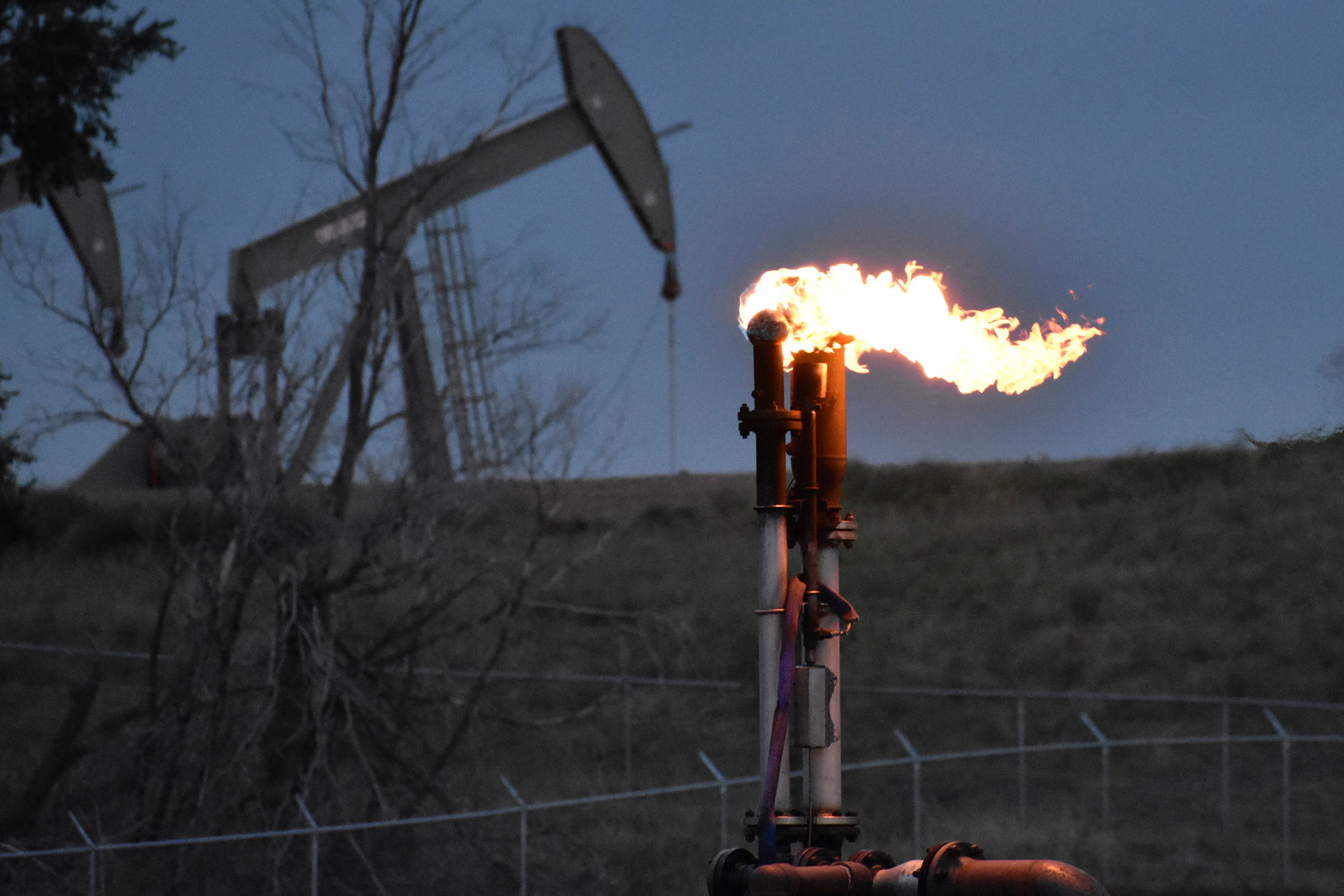 Image for Interior Department issues rule to limit methane leaks from public lands drilling