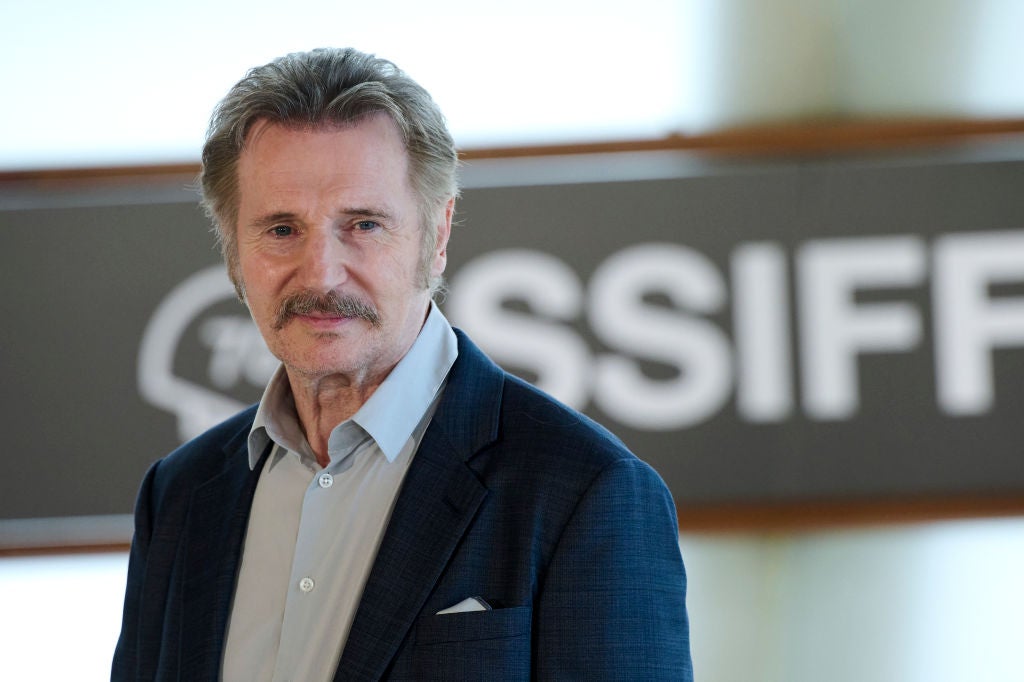 Image for Vea el interior del enorme apartamento de Liam Neeson en Nueva York, valorado en 10,75 millones de dólares.