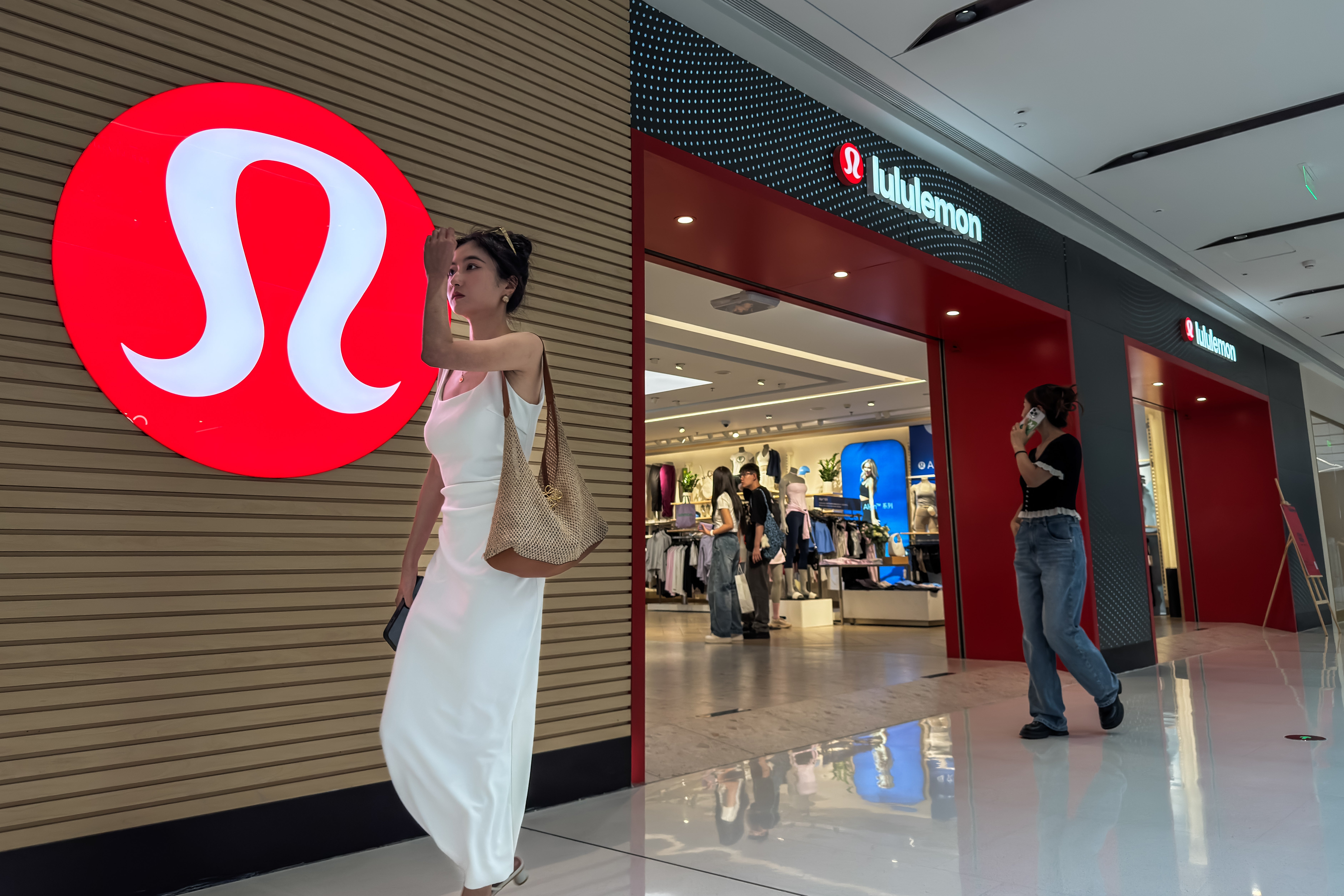 Image for Lululemon liefert ein solides Quartal ab – und die Aktie sinkt dennoch aufgrund von Zollängsten um 20 %