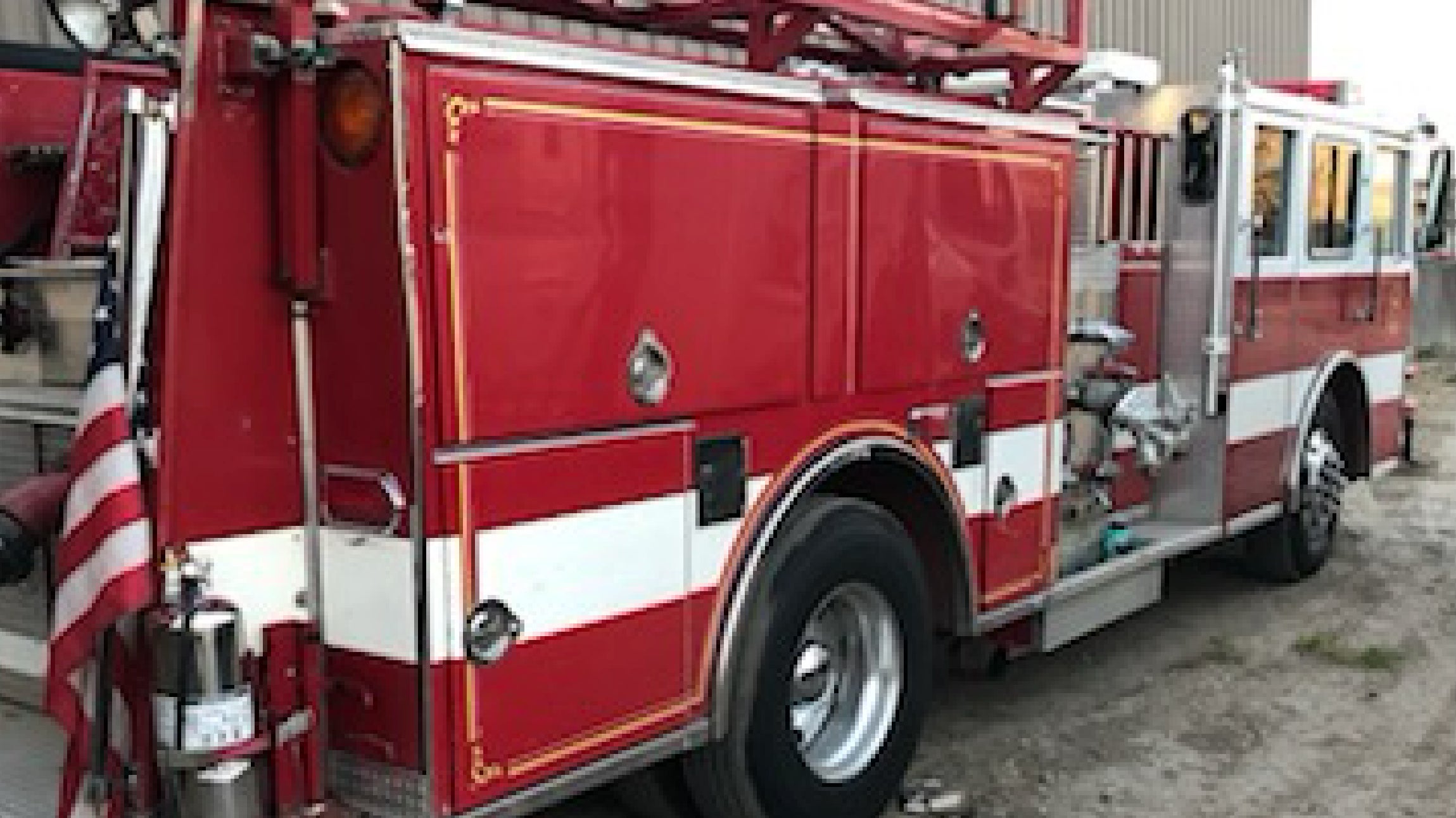 Image for Two Jerks With Firetruck Arrested While Impersonating Firefighters During LA Wildfires