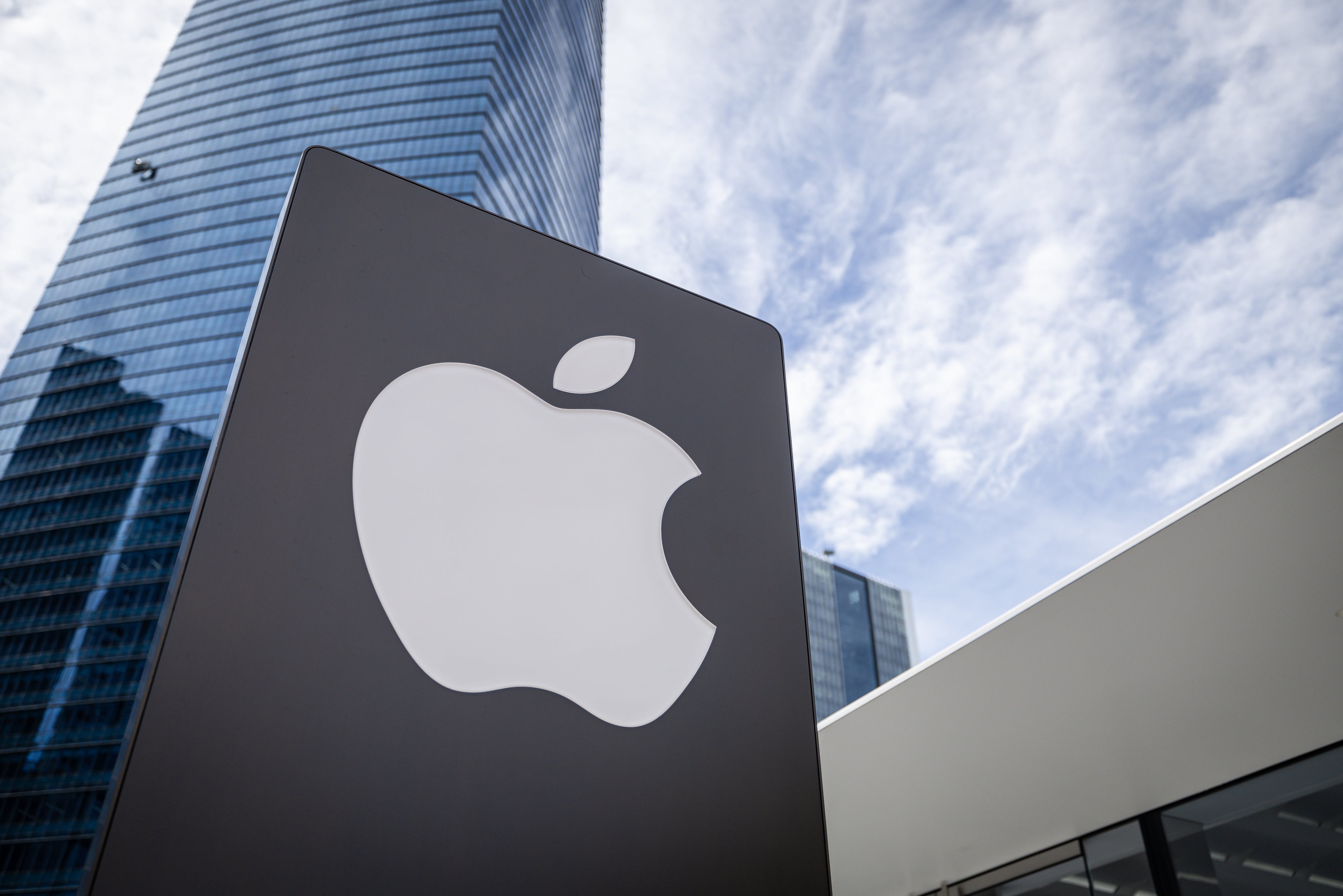 Image for Apple earnings takeaways: A rush to buy iPhones before tariffs, a $900 million hit, and more