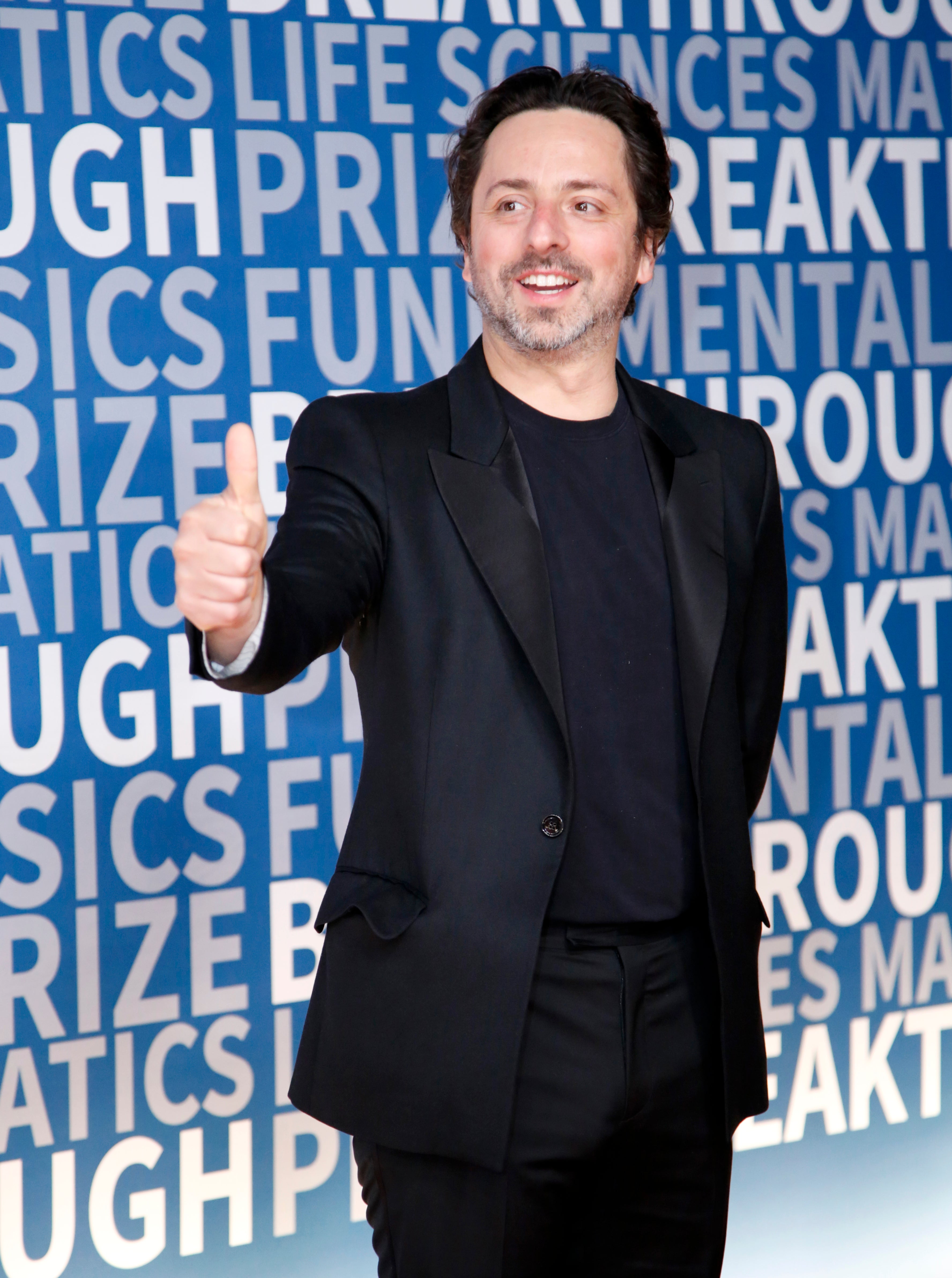 Image for Un fundador de Google regaló acciones de Alphabet por valor de 700 millones de dólares