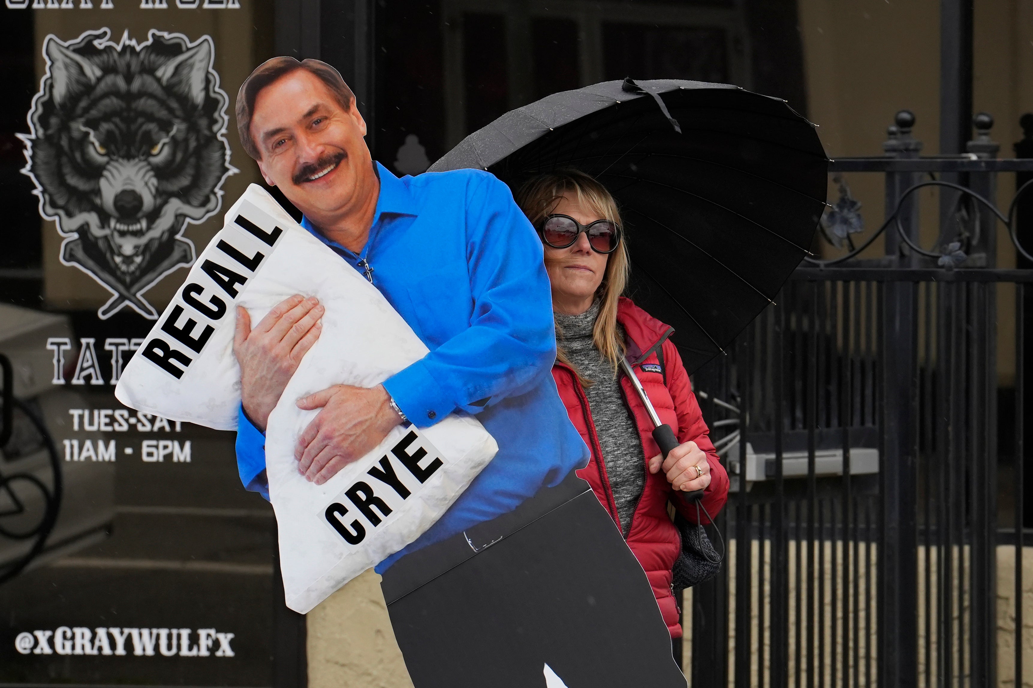 Image for MyPillow, owned by election denier Mike Lindell, faces eviction from Minnesota warehouse