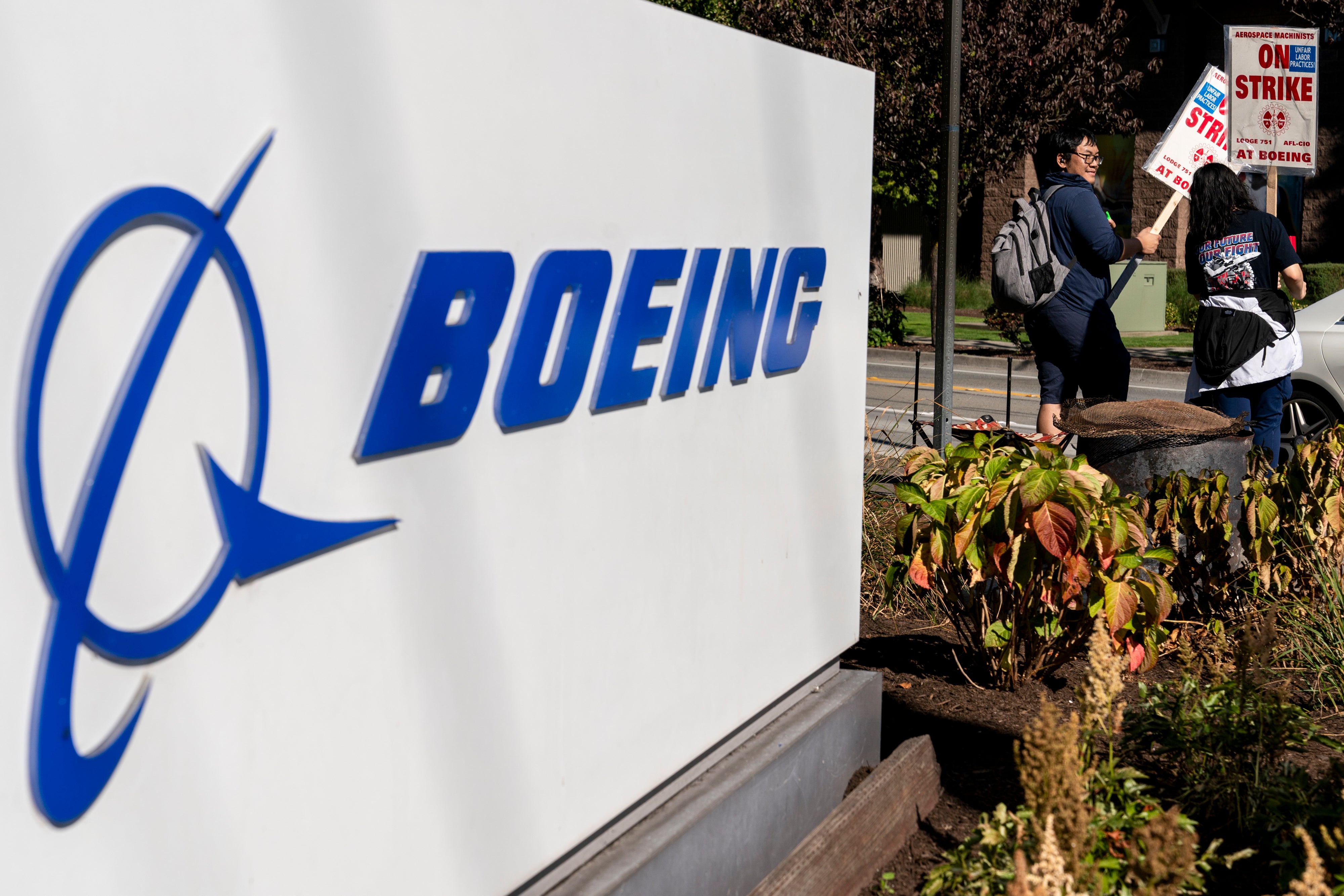 Image for Boeing delivered less than half as many planes as Airbus last year