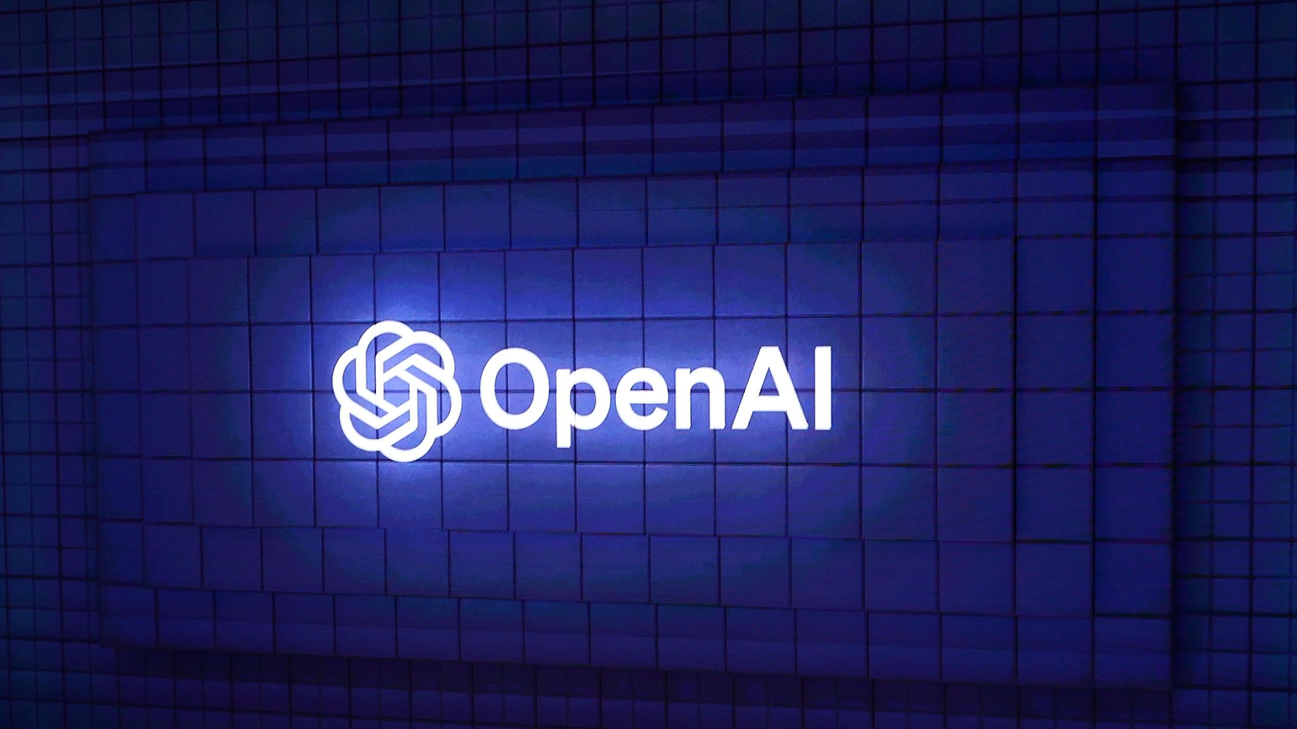 Сообщается, что OpenAI расшифровала 1 миллион часов видео с YouTube для обучения GPT-4