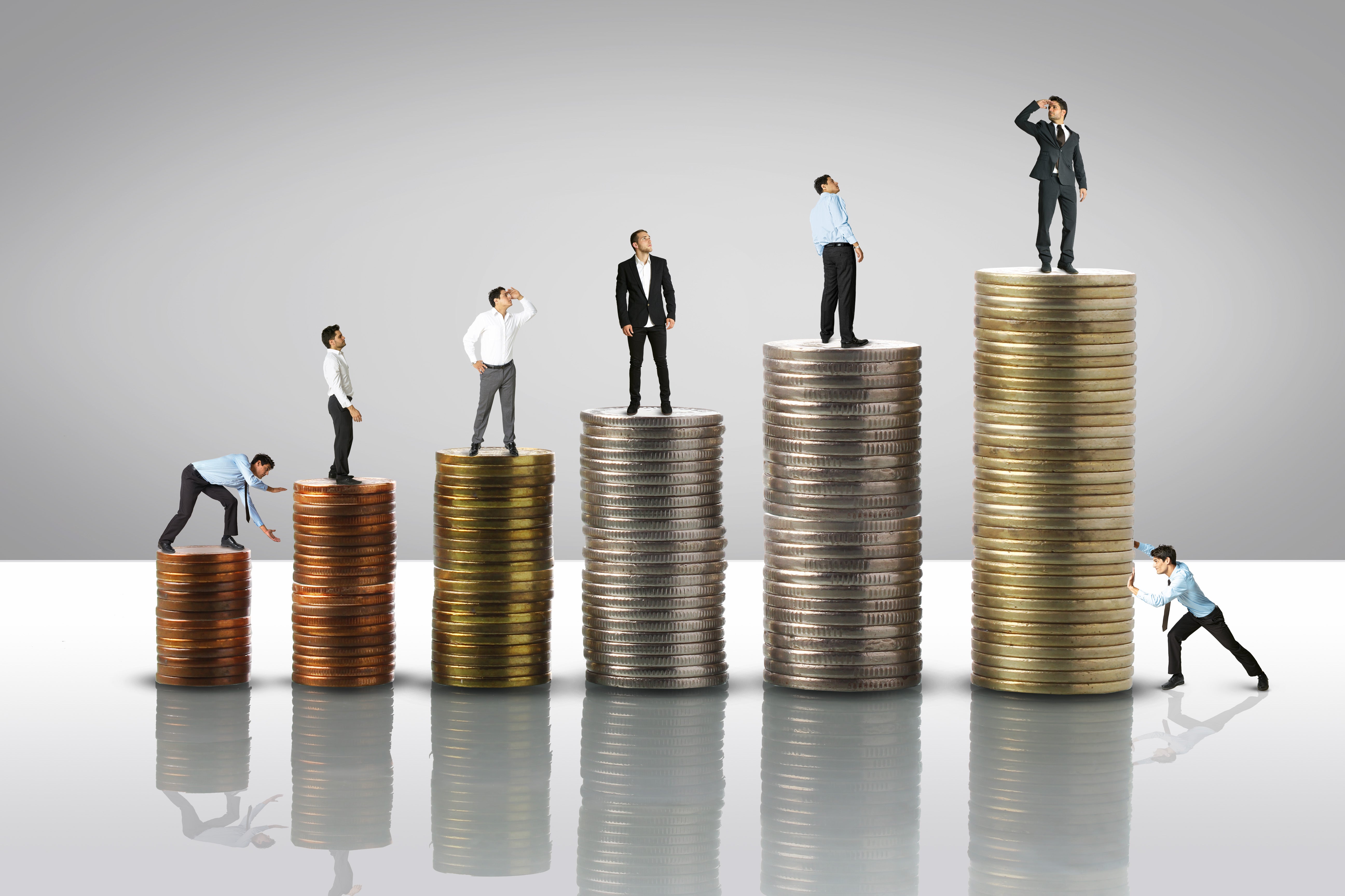 Image for 10 cities with the most entry-level jobs that pay a living wage