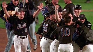 Mets To Bring Back Black Jerseys Starting on July 30 - Sports