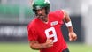 Aaron Rodgers imparts wisdom during New York Jets training camp