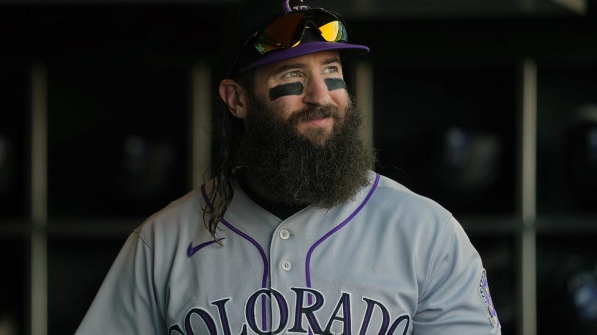 Charlie Blackmon agrees to contract extension with Rockies