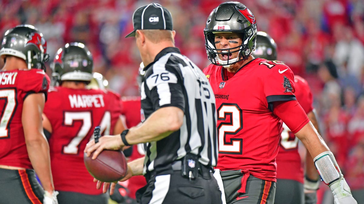 Tom Brady and Tampa Bay Buccaneers' season worsens with loss to Baltimore  Ravens