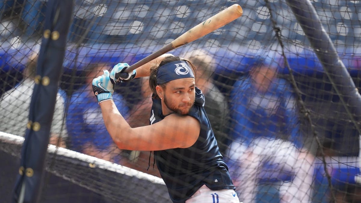 Should the Blue Jays consider moving Bo Bichette from shortstop?