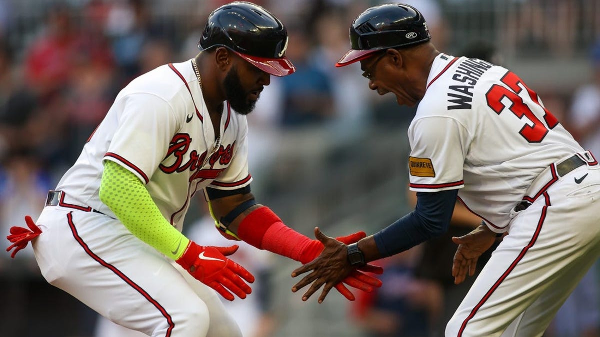 MLB: Braves beat Phillies 8-5