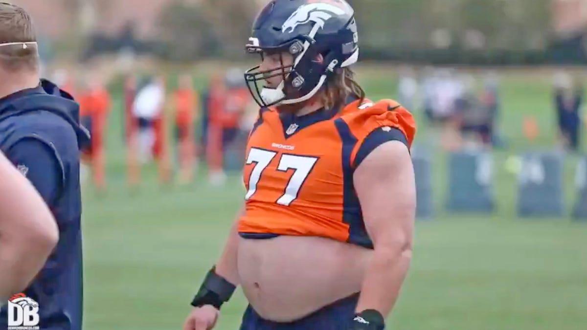 Denver Broncos guard Quinn Meinerz (77) warms up prior to an NFL