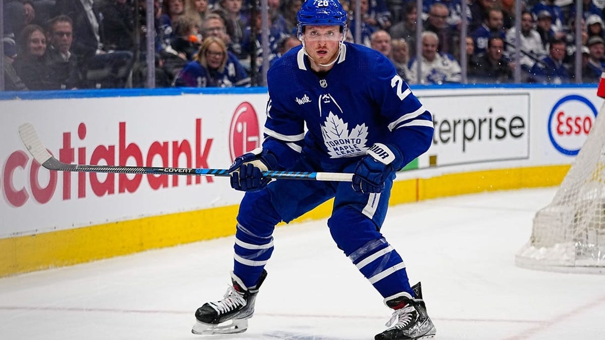 Maple Leafs' Lafferty fined for cross-check on Lightning's Colton