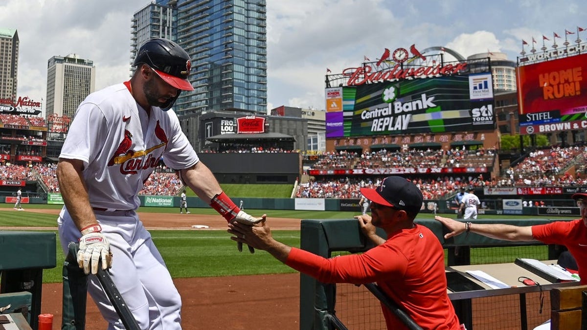 Cardinals' Paul Goldschmidt Hits Walk-Off Grand Slam Against