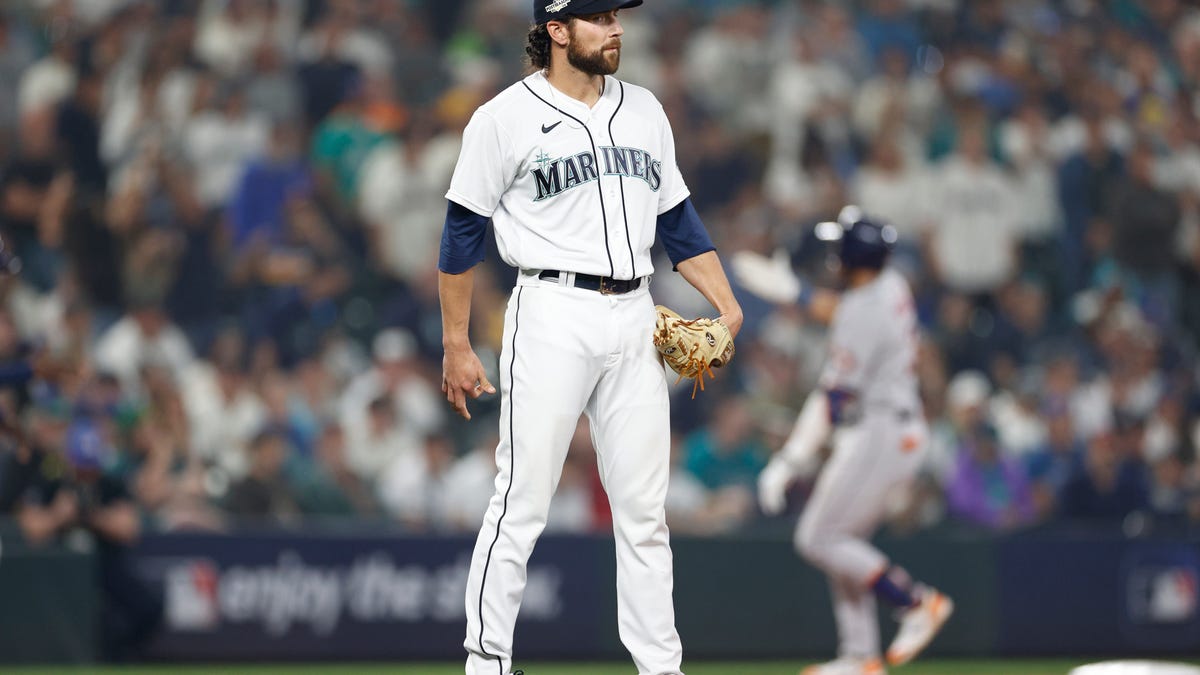 MLB playoff pitch clock ideas, mediocre Mariners sputter ahead of trade  deadline - The Athletic