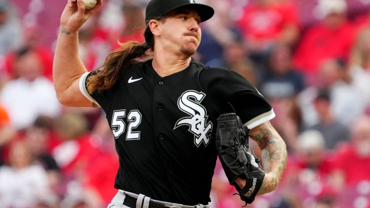 MLB - Mike Clevinger is heading back to the AL Central.