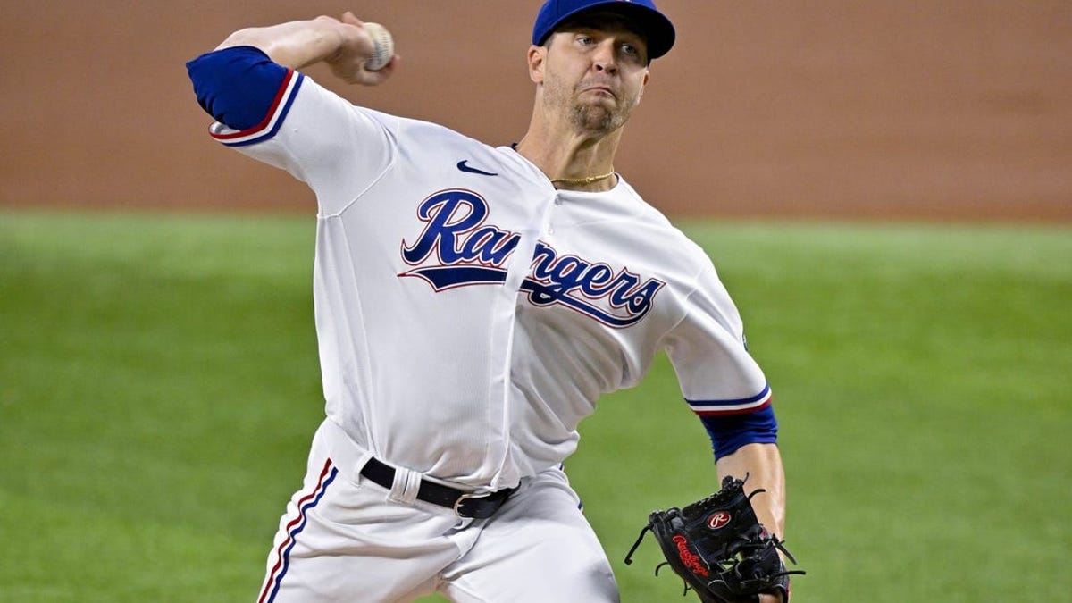 DeGrom fans 11 in 6 innings as Rangers beat Athletics