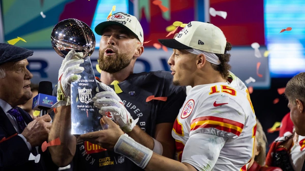 Kelce claps back at Chase: 'Don't you ever disrespect Pat Mahomes'