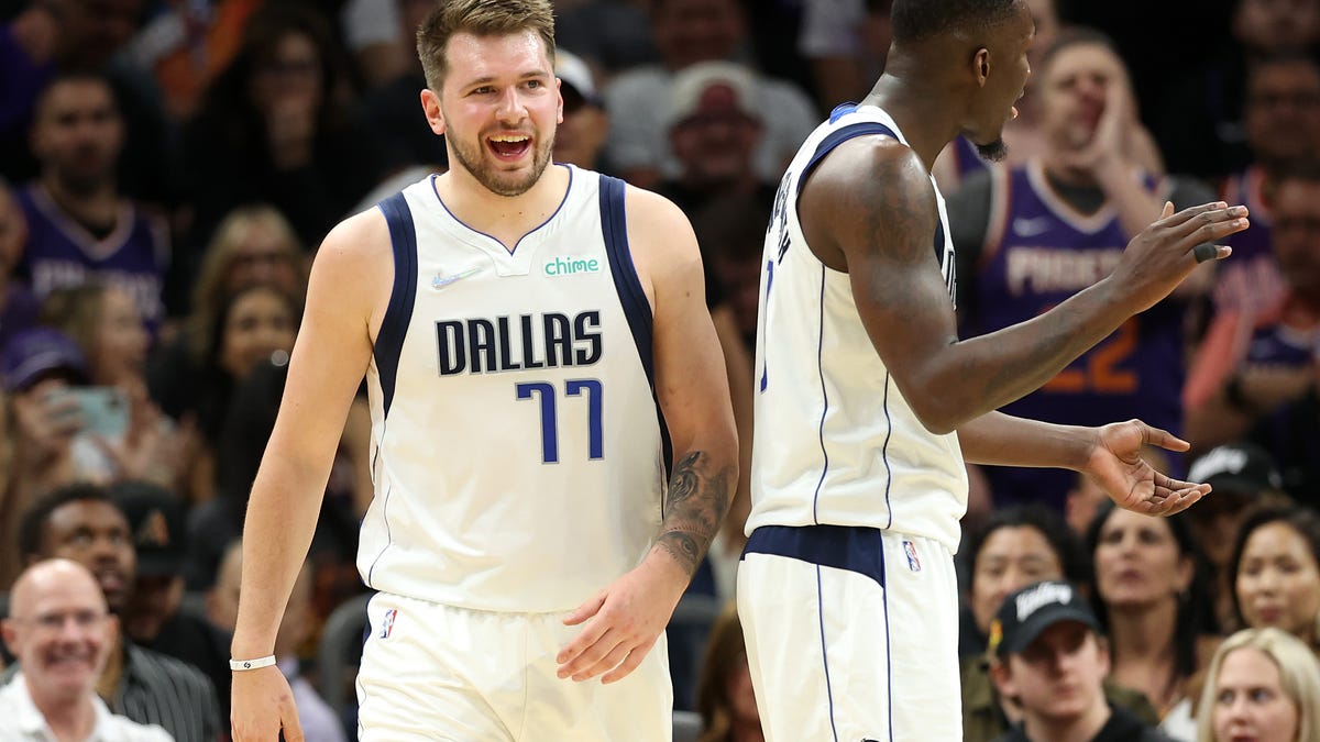 NBA - Doncic clashes with Booker again and humiliates him once more