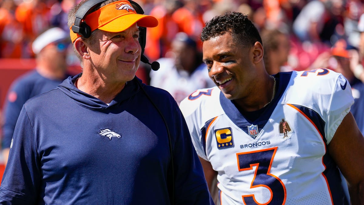 Broncos blow an 18-point lead in loss to Commanders, Denver Broncos