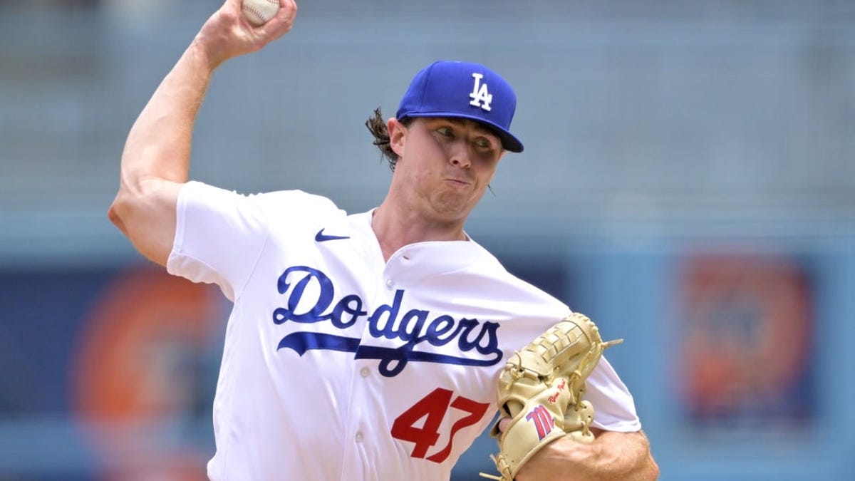 Dodgers, Tucker Barnhart Agree To Minor League Deal