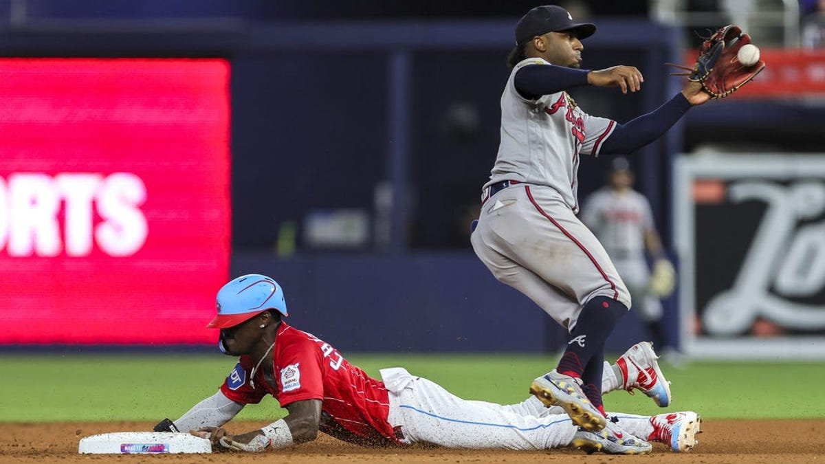 Atlanta Braves pitcher throws a no-hitter into the 8th inning in win over  Miami Marlins