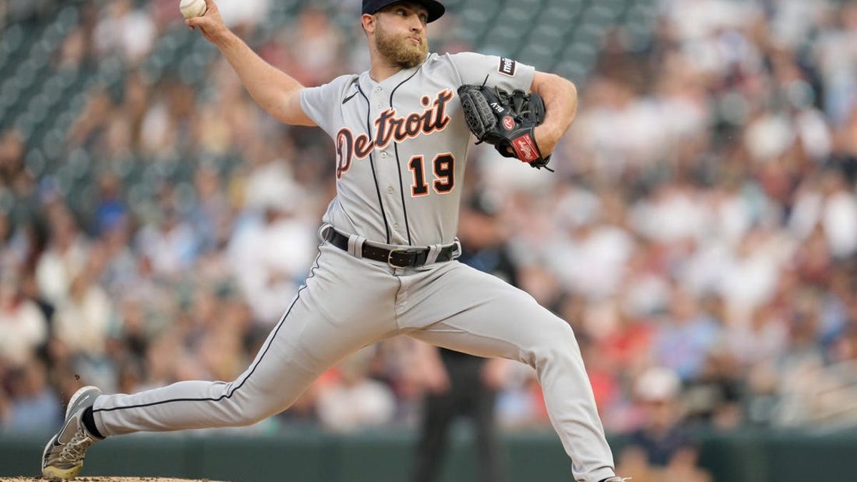 Tigers go deep 3 times in 7-1 blowout win over Twins