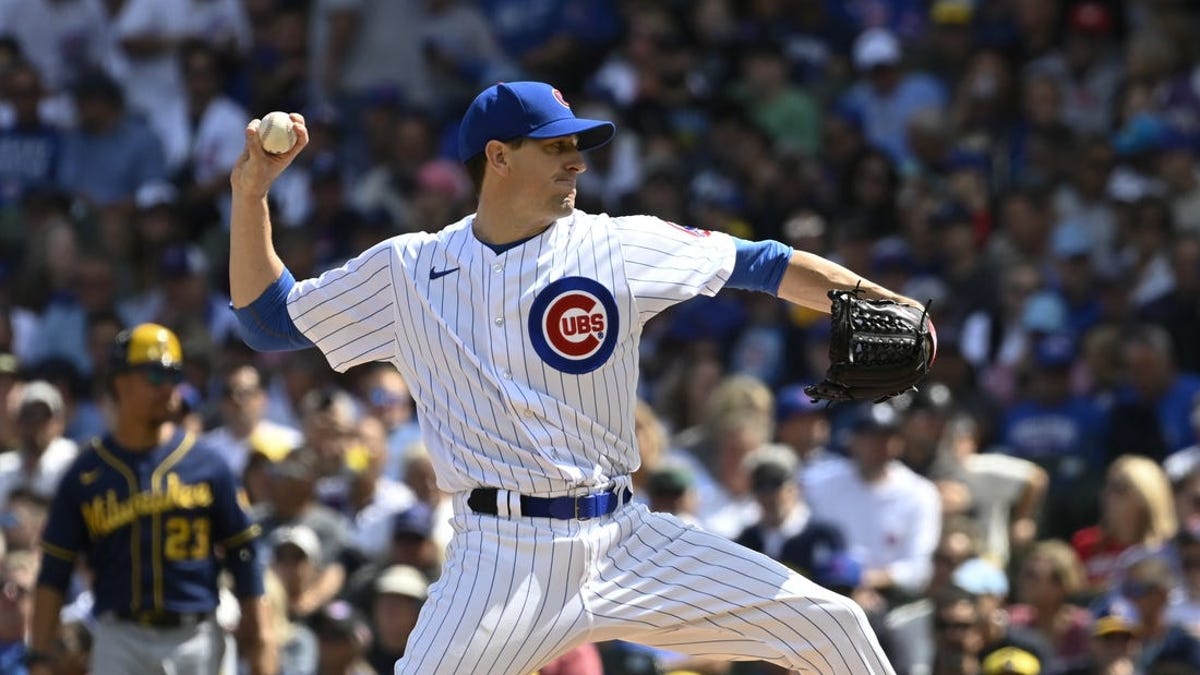 Edit* Kyle Hendricks does NOT throw hard The MLB is apparently