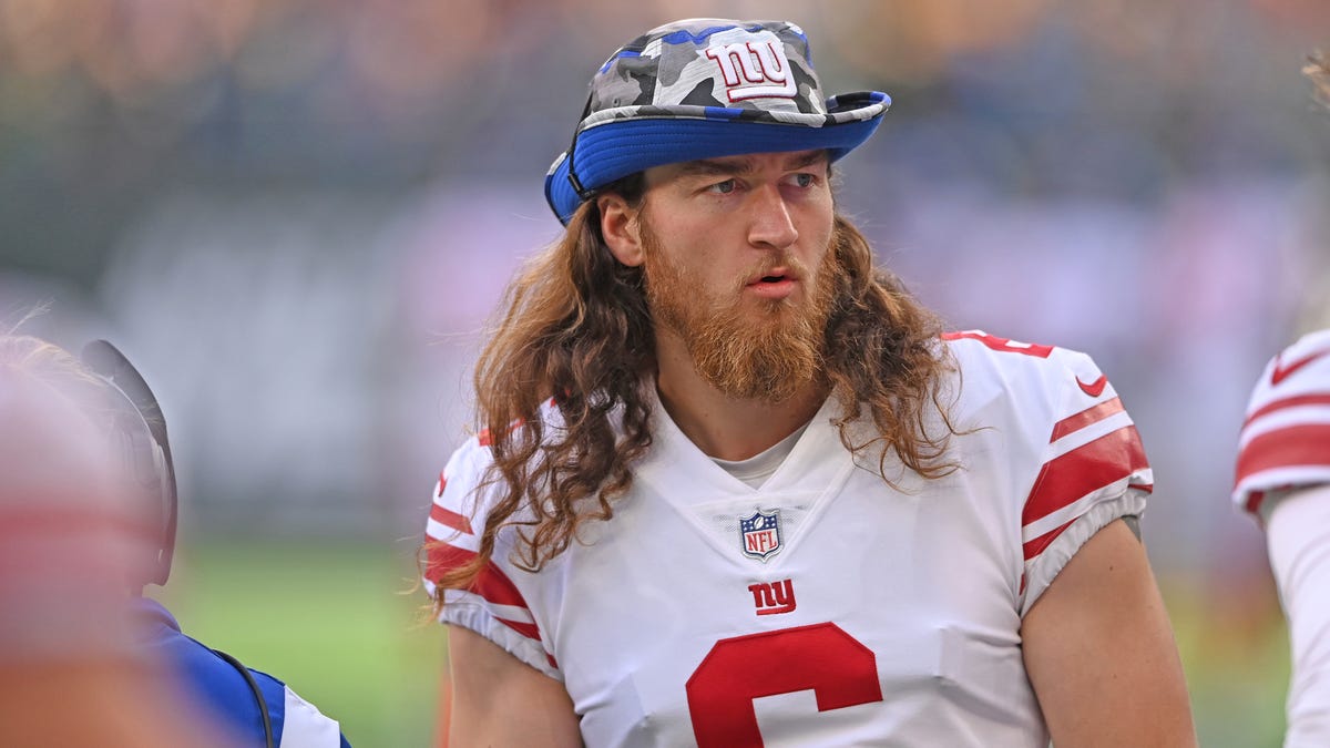 You're (expletive) fired': How Giants found the 'Scottish Hammer,' their  new punter with a funny backstory 