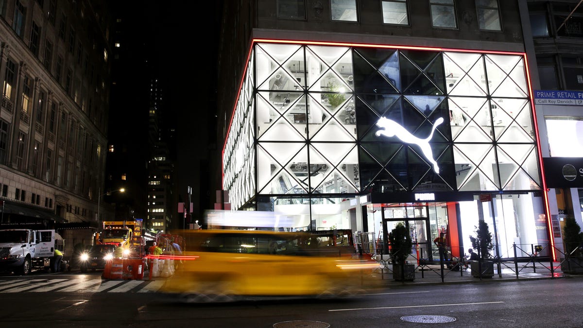 Discover the Adidas store on 5th Avenue