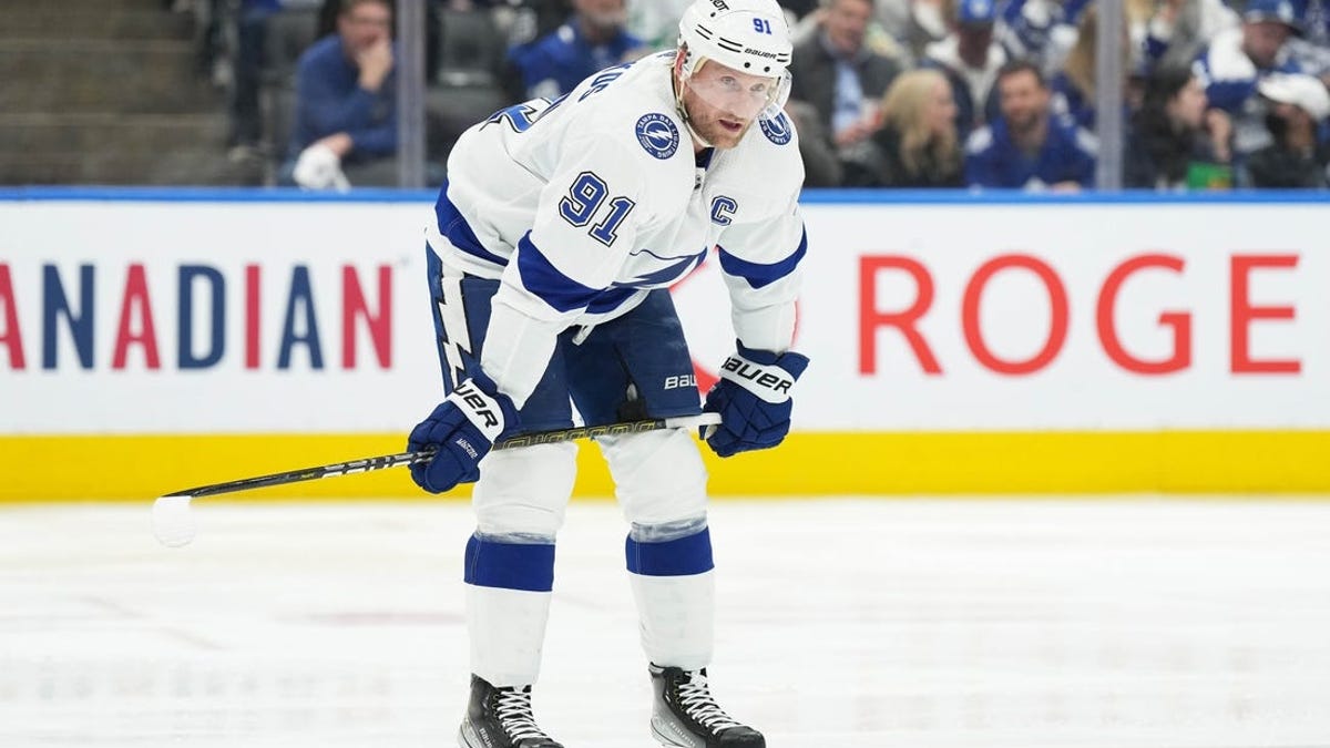 Lightning captain Steven Stamkos is disappointed about the lack of  discussions about a new contract - The San Diego Union-Tribune