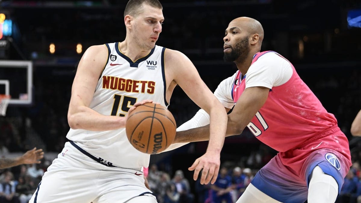 Basketball: Nuggets hold off Wizards to earn winning record on road trip