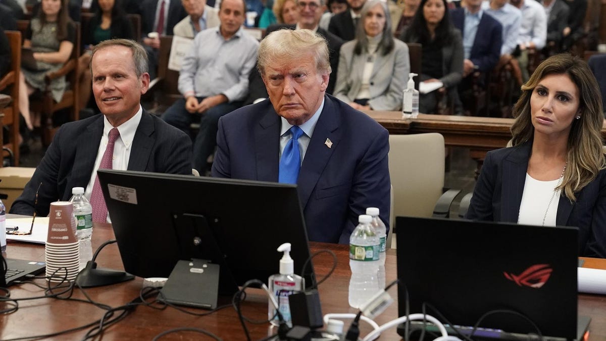 Former President Donald Trump’s $250 Million Fraud Trial: Gaming Laptop Makes Headlines