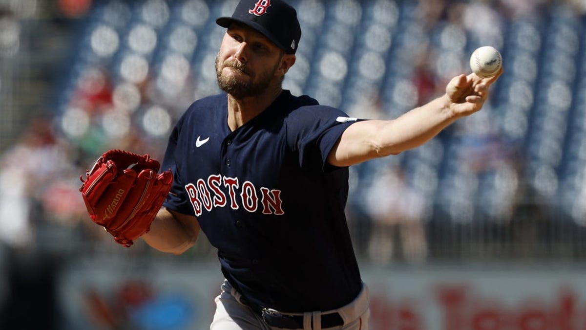 Chris Sale throws five shutout innings as Red Sox top Royals 7-3