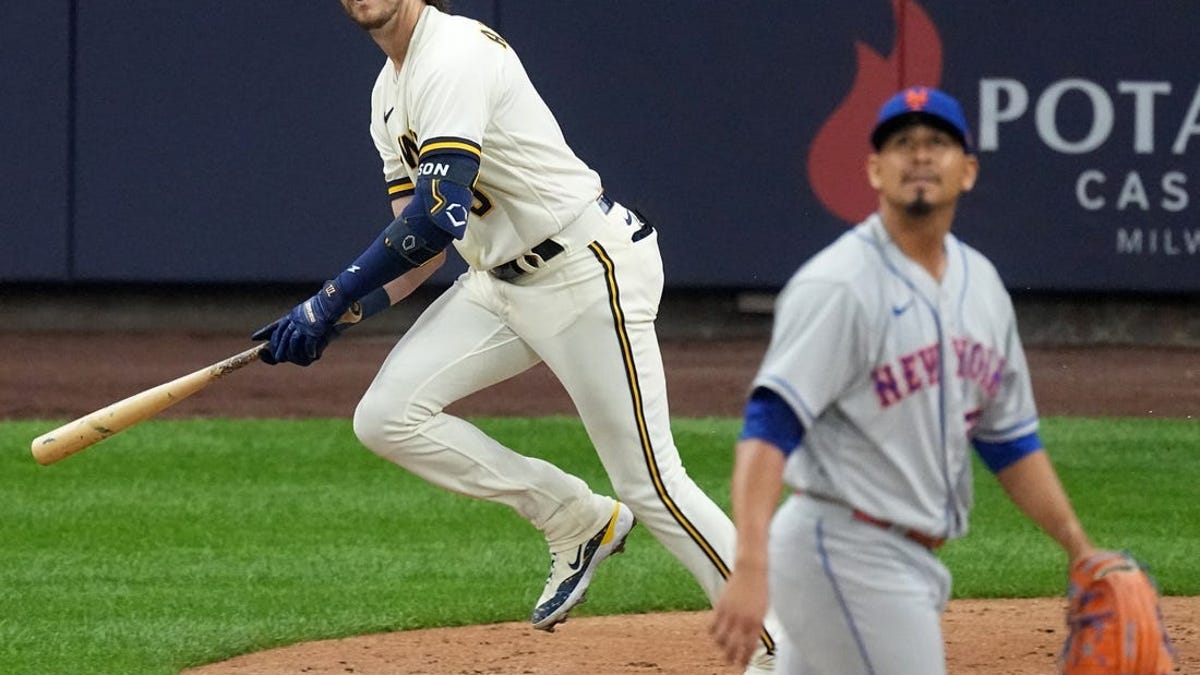 Brewers rookie Brice Turang's first home run is a 417-foot grand slam