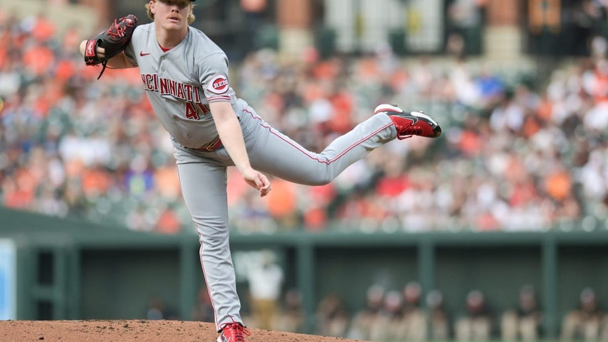 Reds rookie Abbott has done something no other MLB pitcher since 1900 has  accomplished