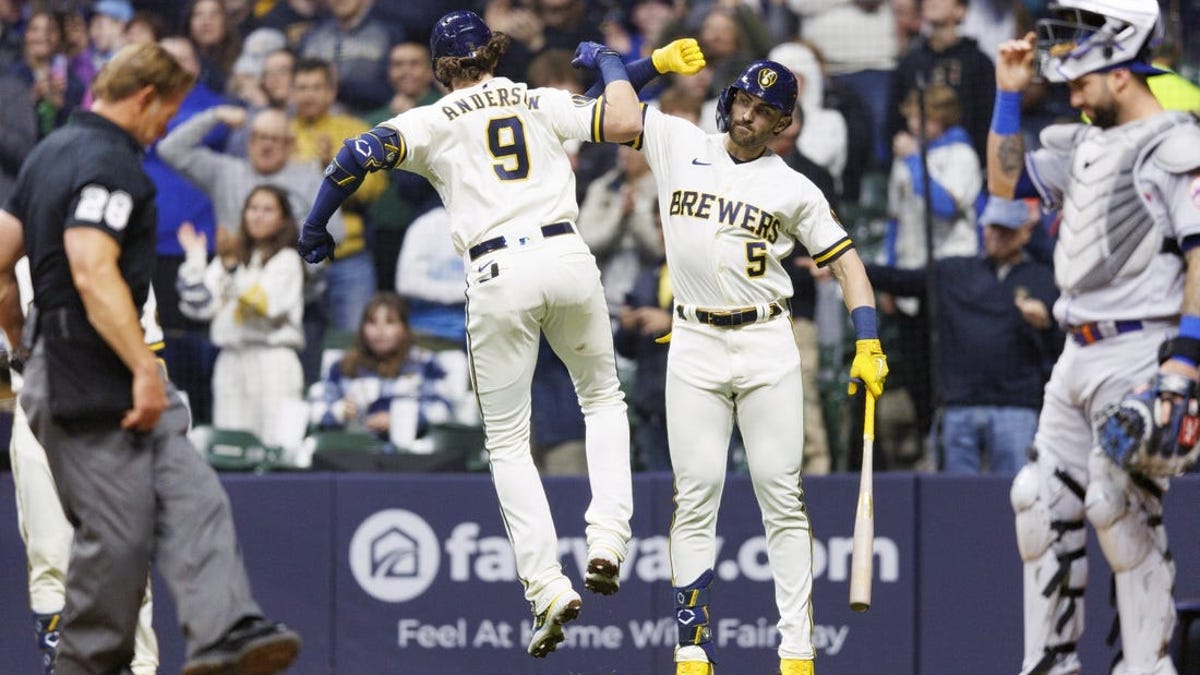 Mitchell homers in 9th as Brewers sweep Mets with 7-6 win