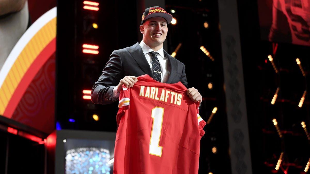 Chiefs' George Karlaftis makes a statement in his first preseason