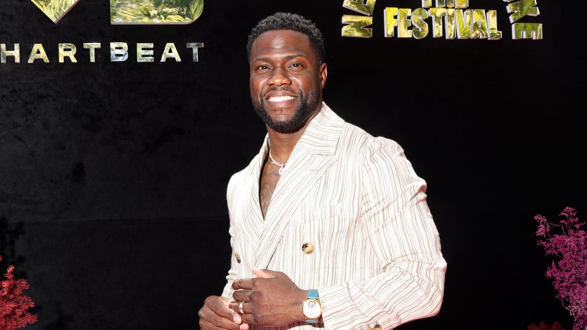 Peacock developing Kevin Hart’s autobiographical sitcom