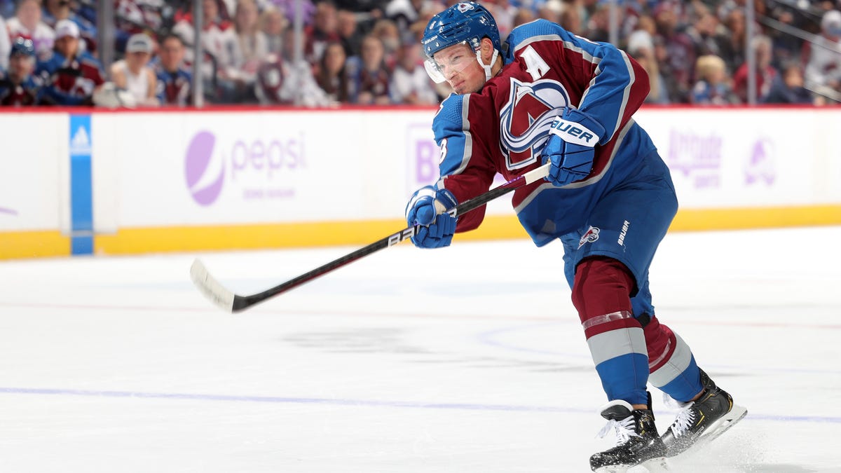 In Cale Makar, did Avalanche get best player in 2017 NHL Draft?